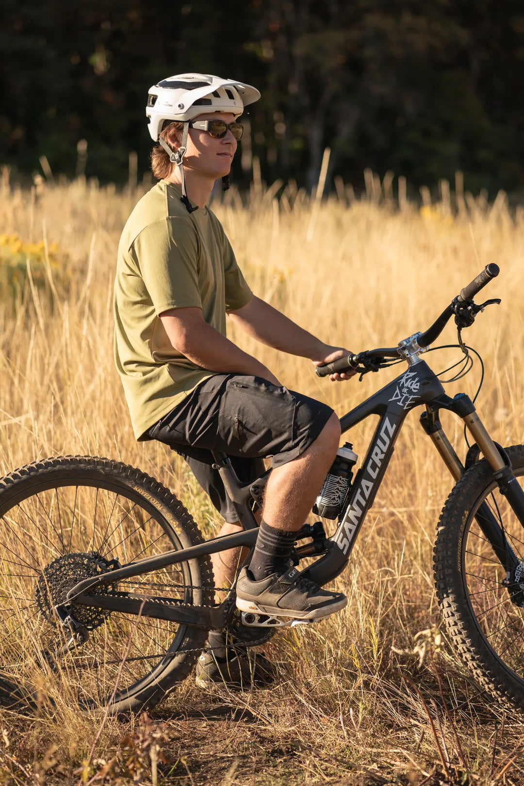 Zoic women's mountain bike shorts sale