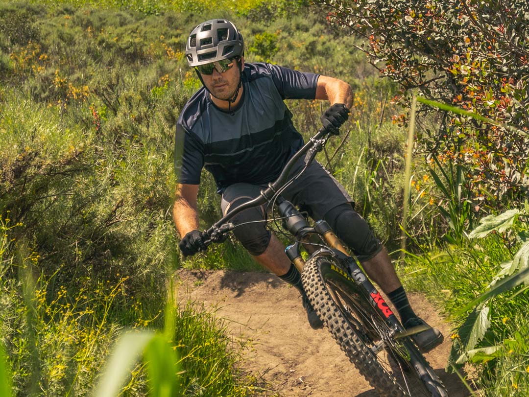 ZOIC Mountain Bike and Adventure Clothing, since 1994 ZOIC Clothing